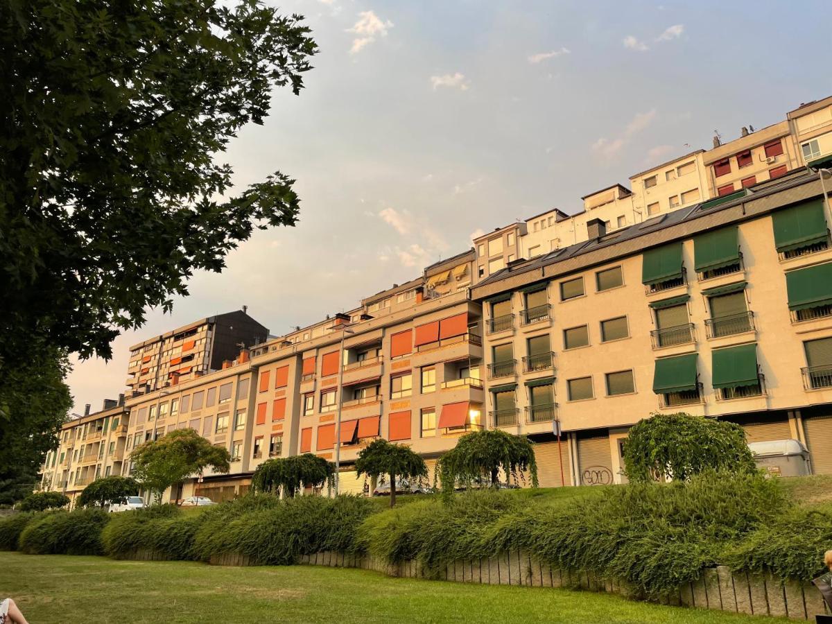 Estudio Centrico 1 Con Terraza Y Parking Privado Ourense Exterior foto