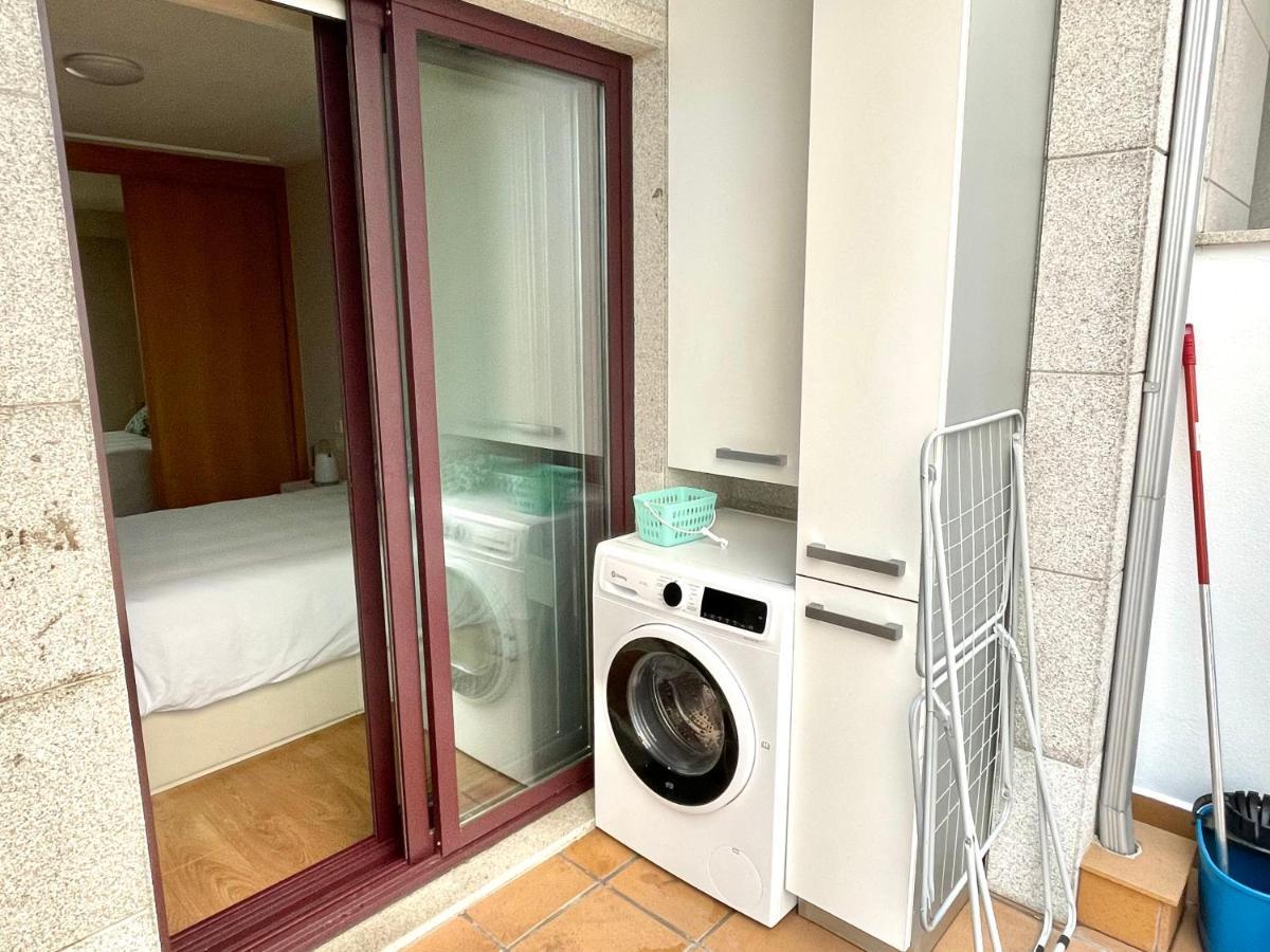 Estudio Centrico 1 Con Terraza Y Parking Privado Ourense Exterior foto
